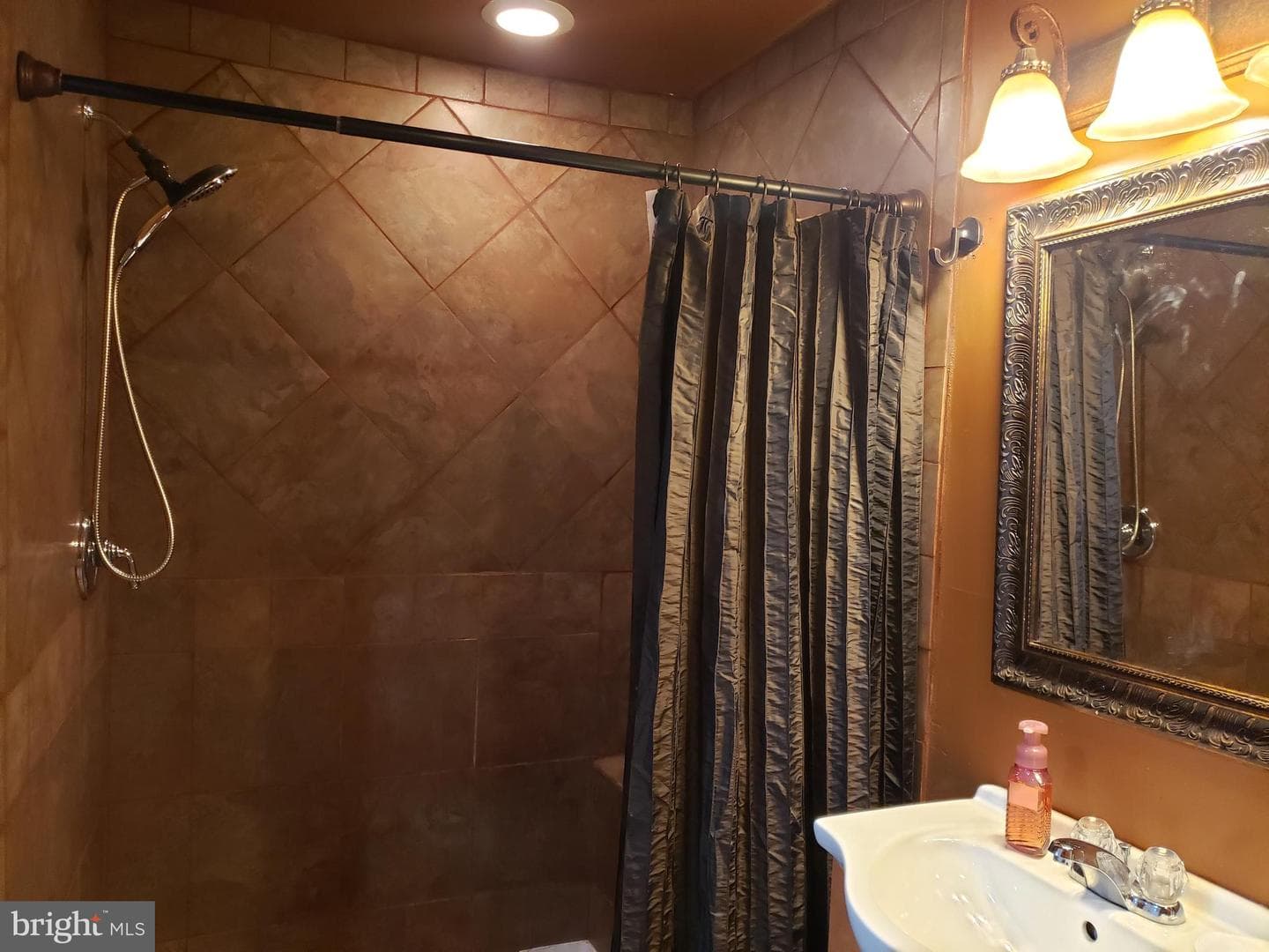 9407 Harcrest Way photo 27