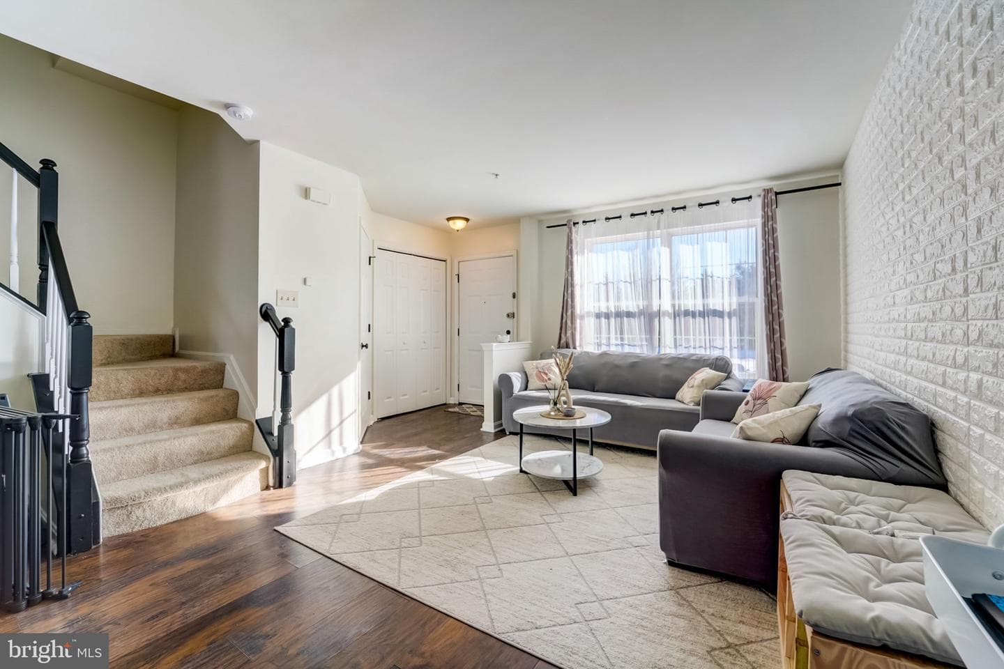 7754 Cornerstone Way photo 4