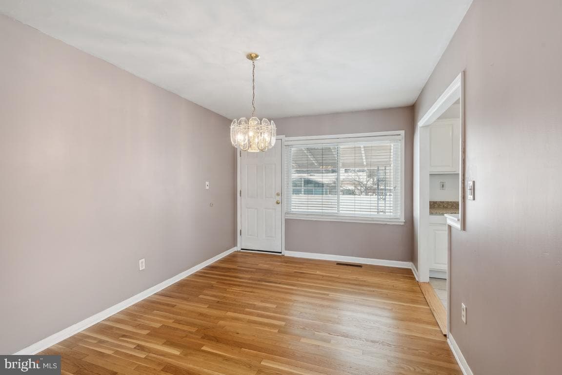 1009 Marksworth Road photo 8
