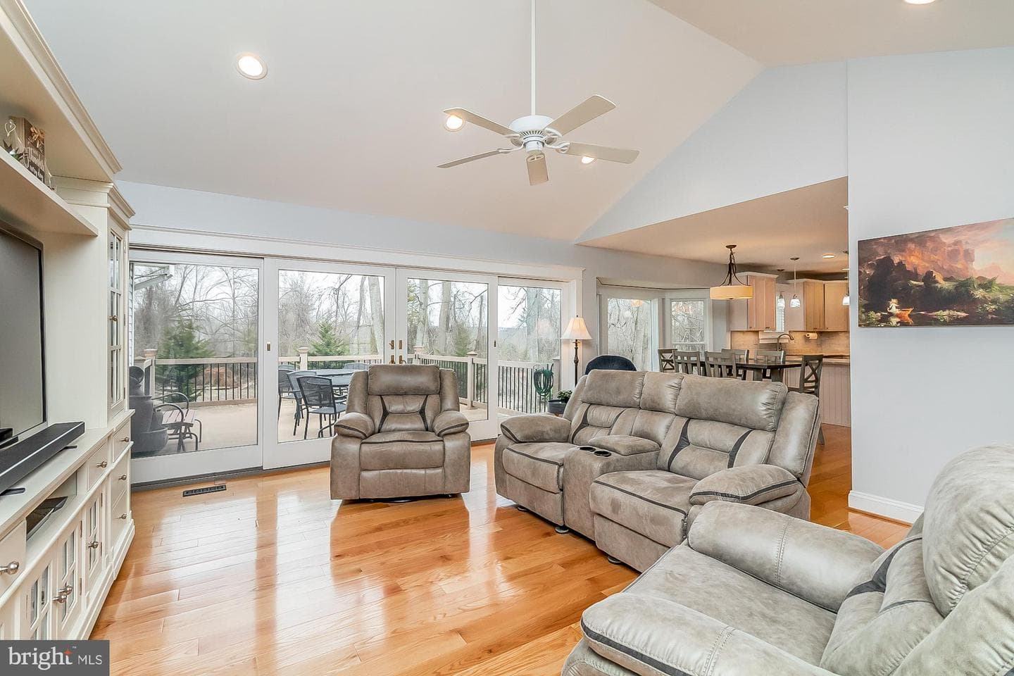 18624 York Road photo 4