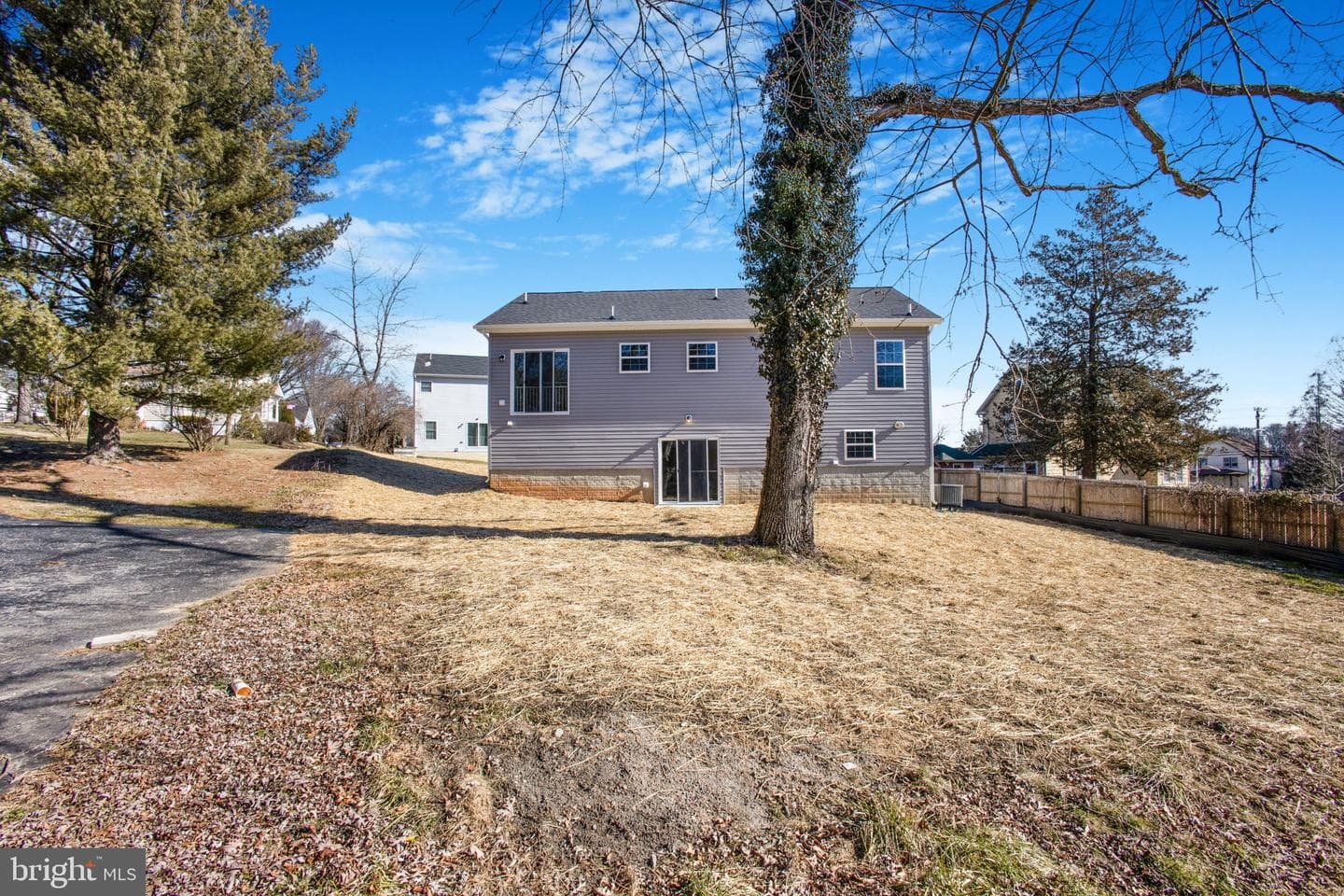 2939 Summit Avenue photo 39