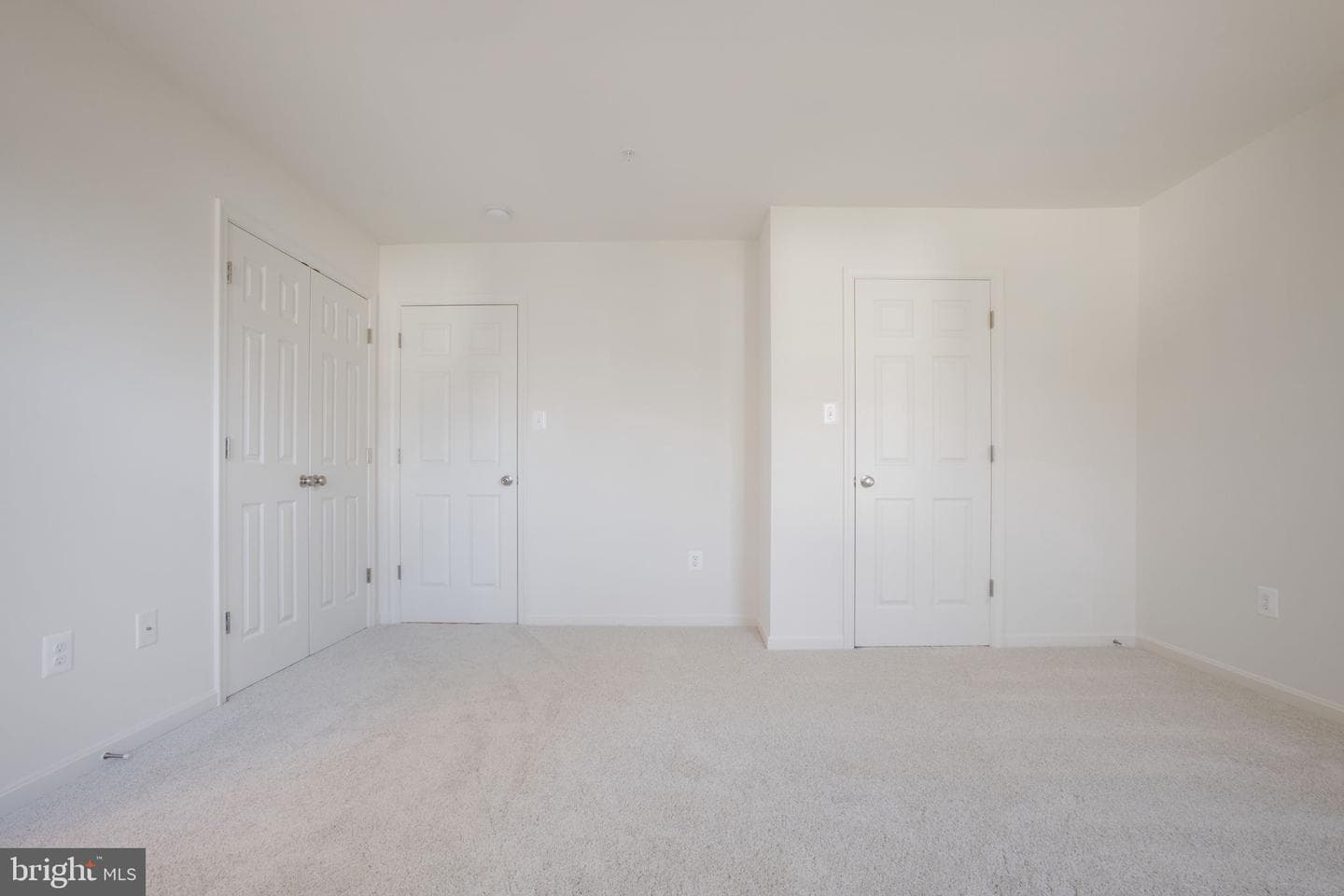 2939 Summit Avenue photo 44