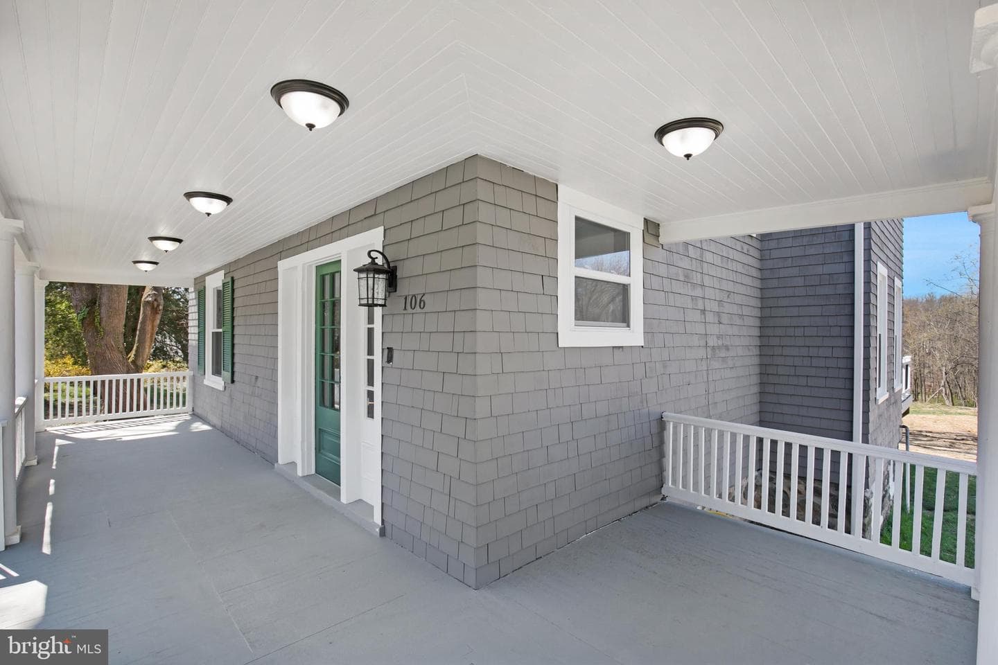 106 Maple Avenue photo 38