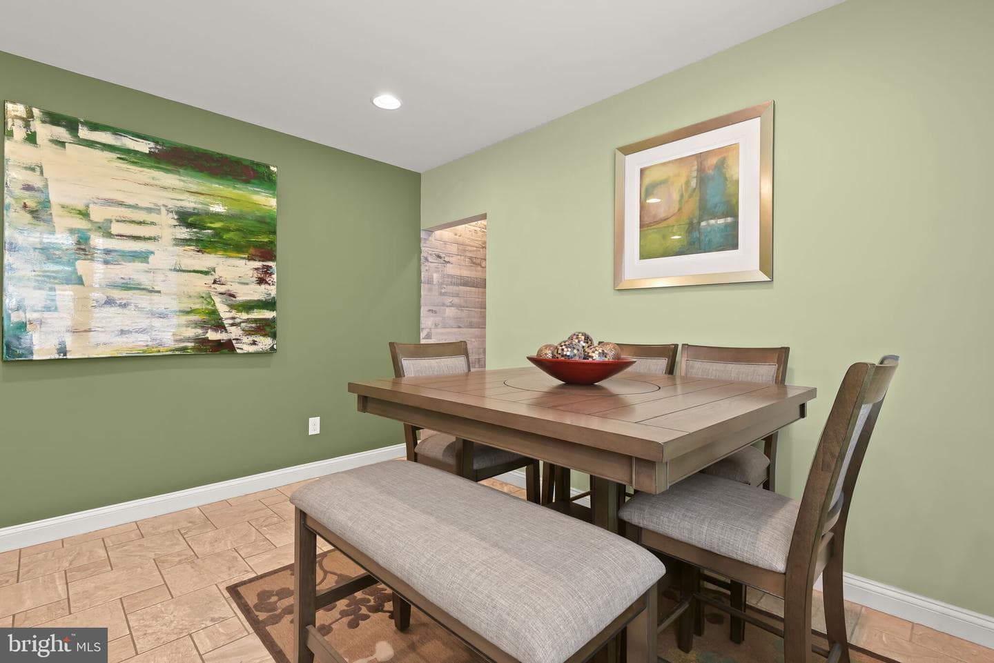 2806 Onyx Road photo 9
