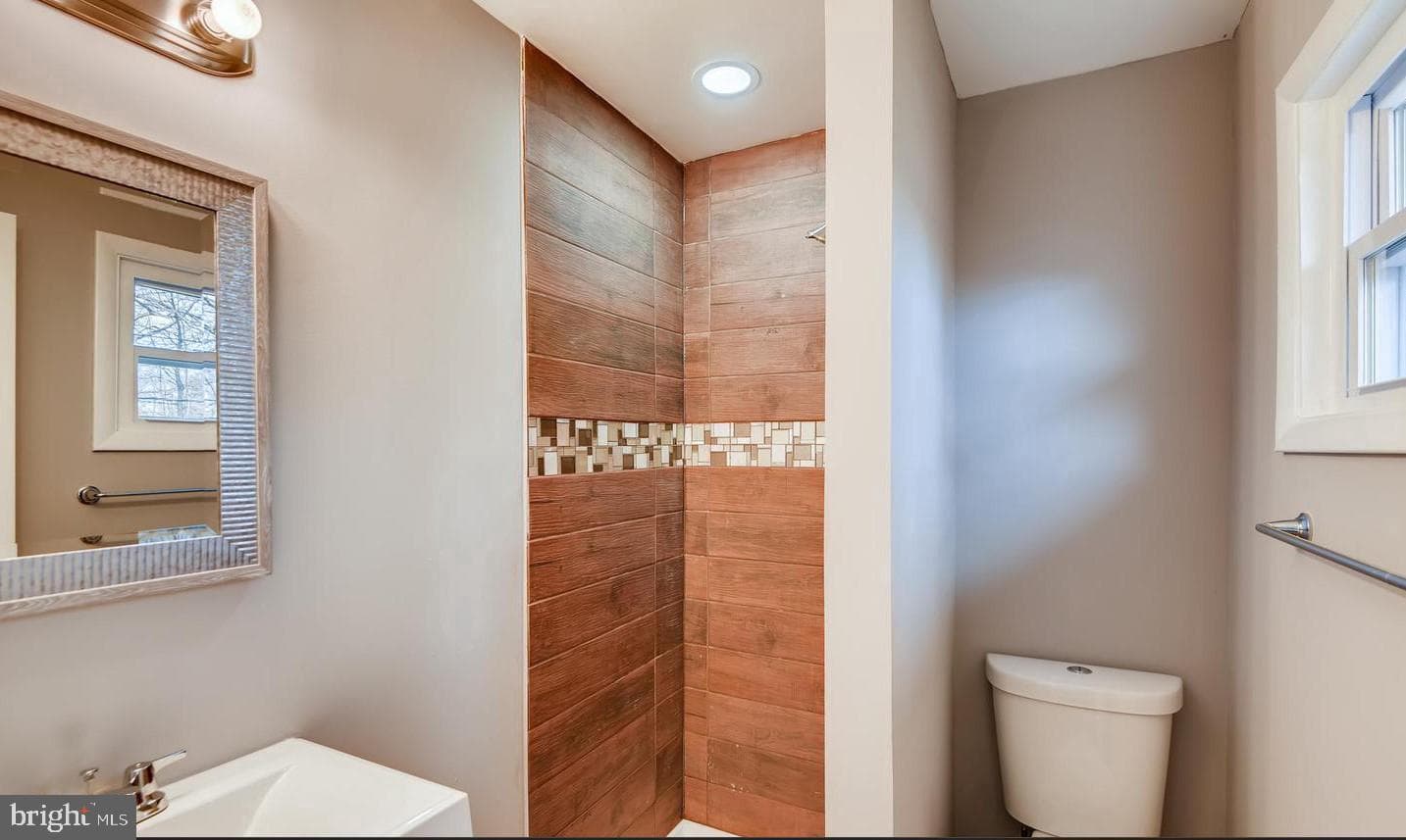 4763 Byron Road photo 5