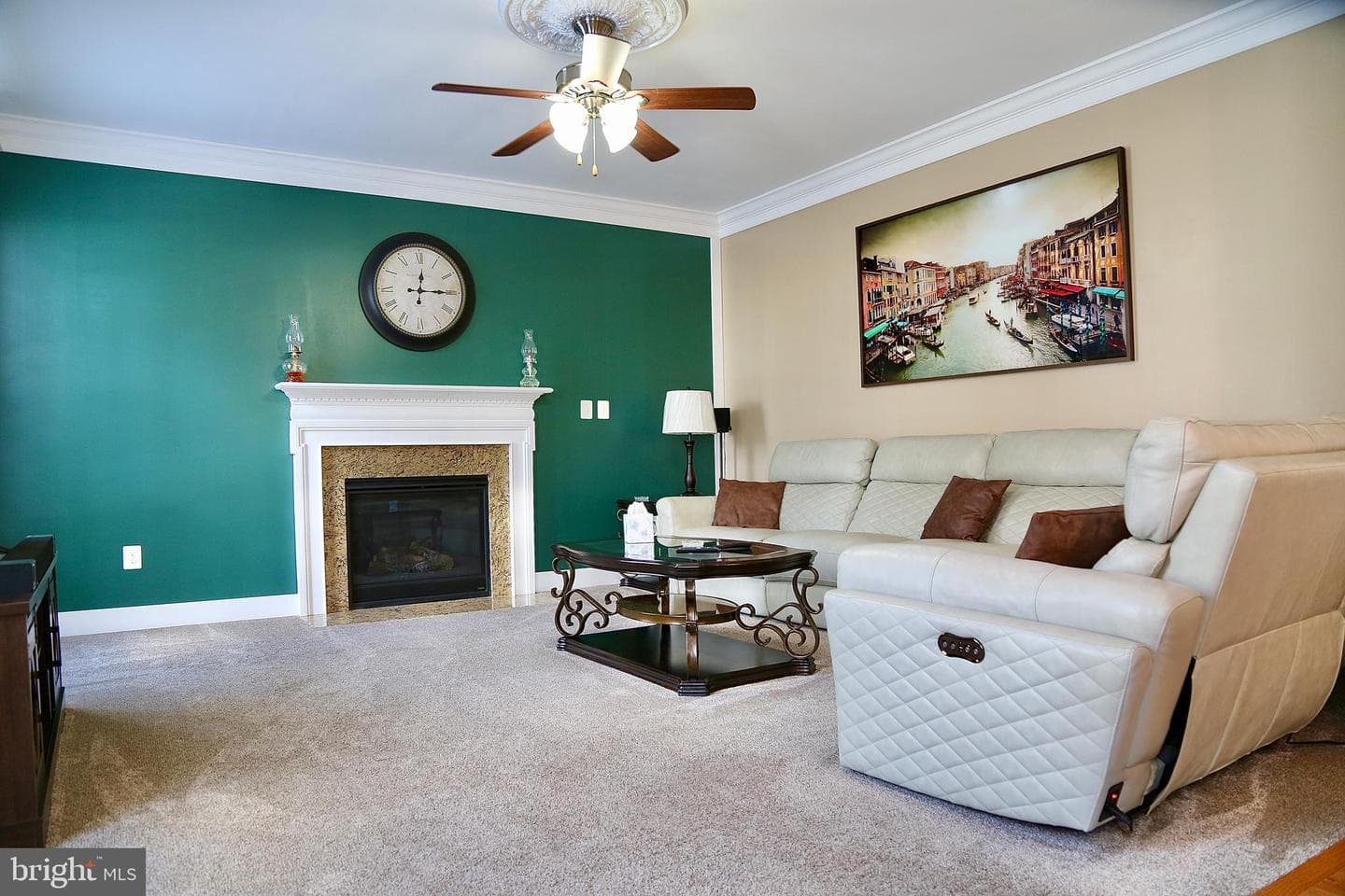 208 Vale Crest Court photo 17