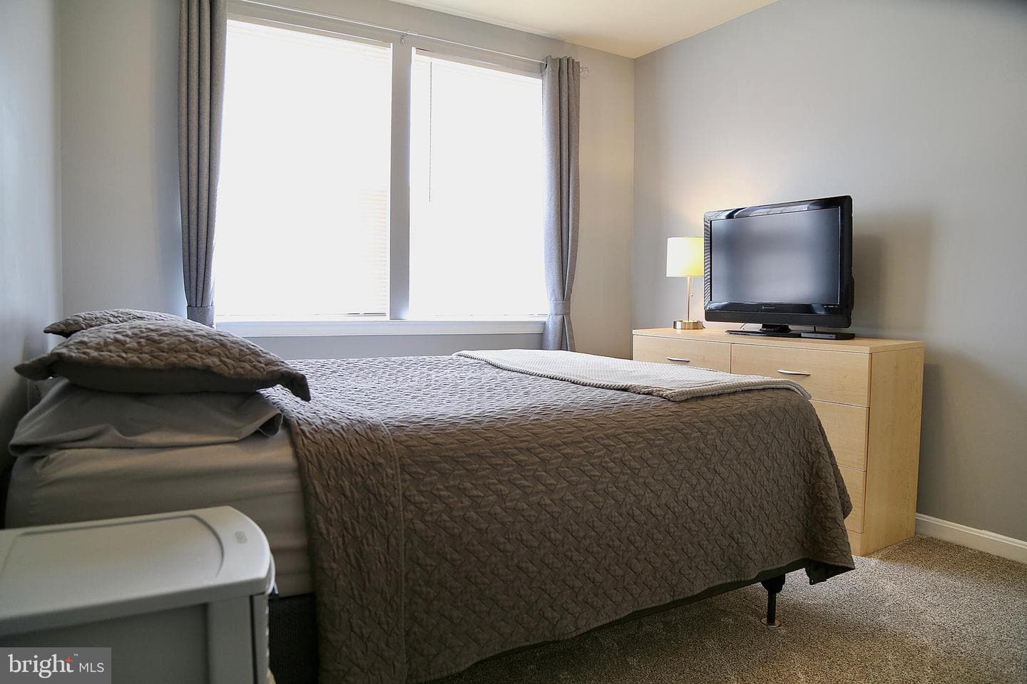 208 Vale Crest Court photo 32