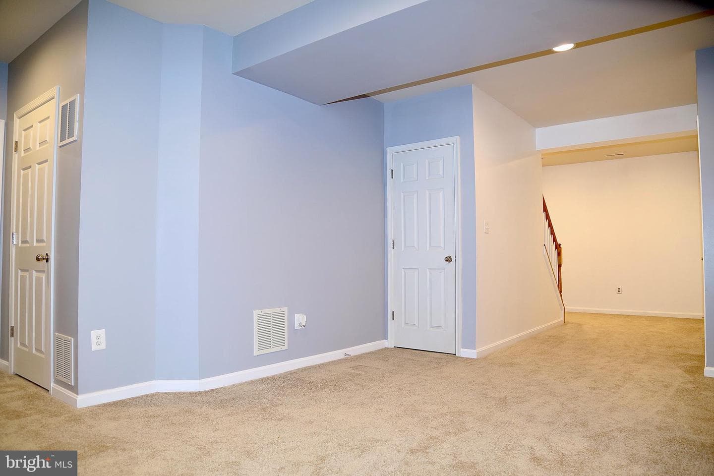 208 Vale Crest Court photo 38