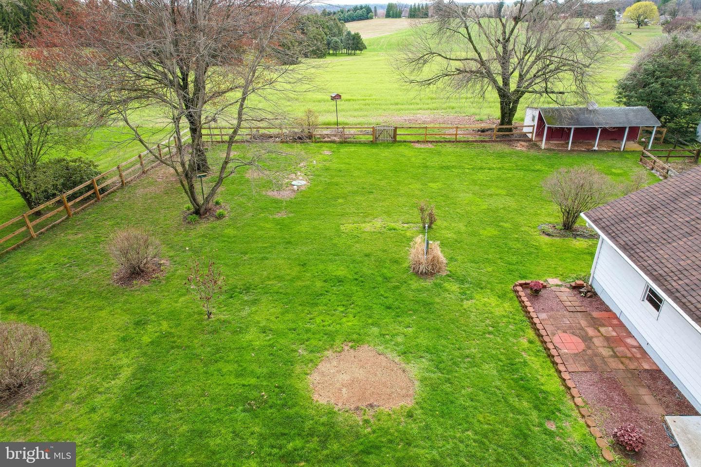 15753 Dover Road photo 6