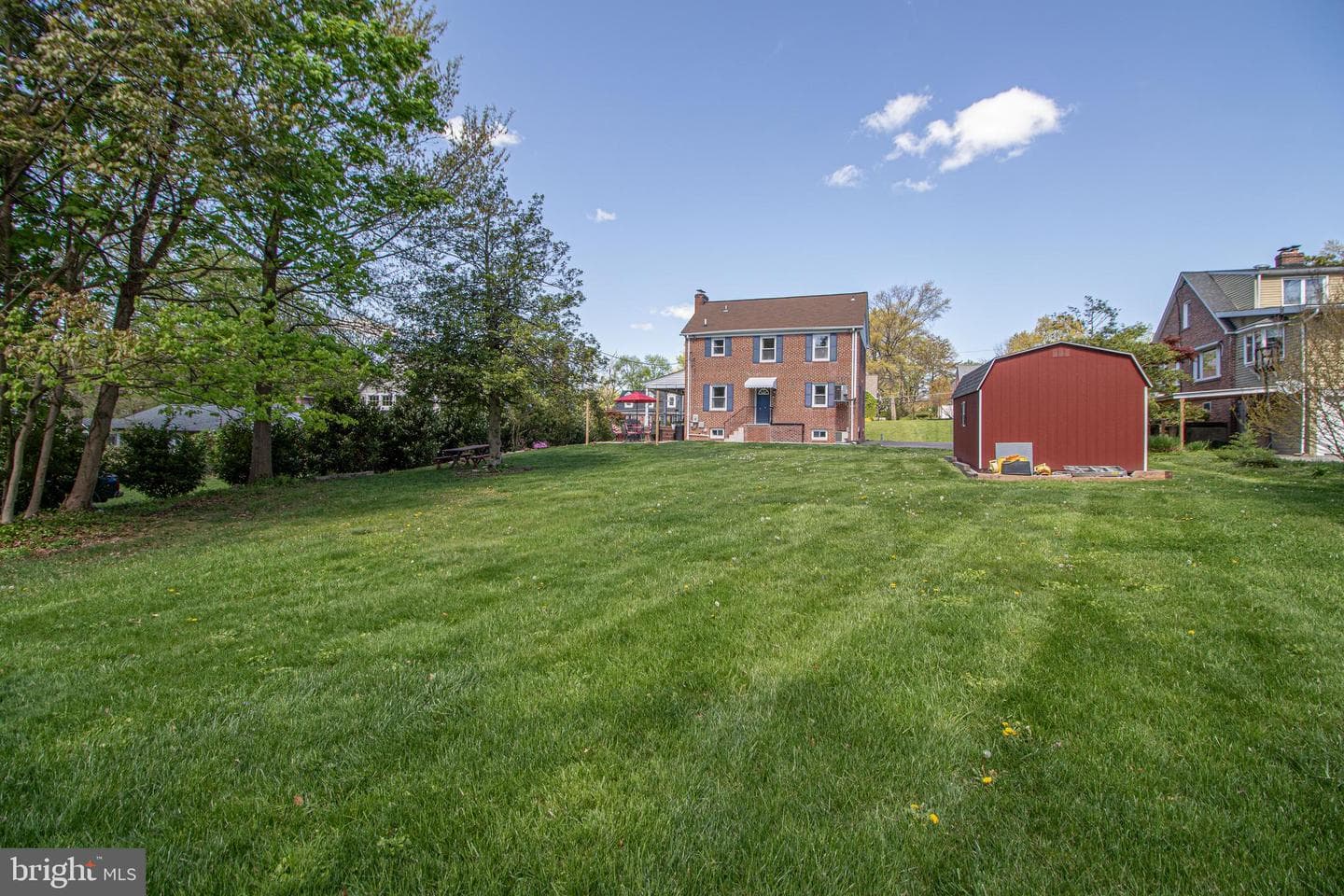 221 Edridge Way photo 37