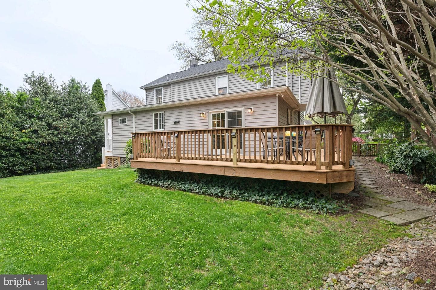 522 Sussex Road photo 24