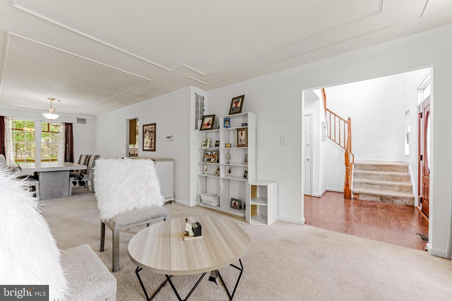 8218 Selwin Court photo 4