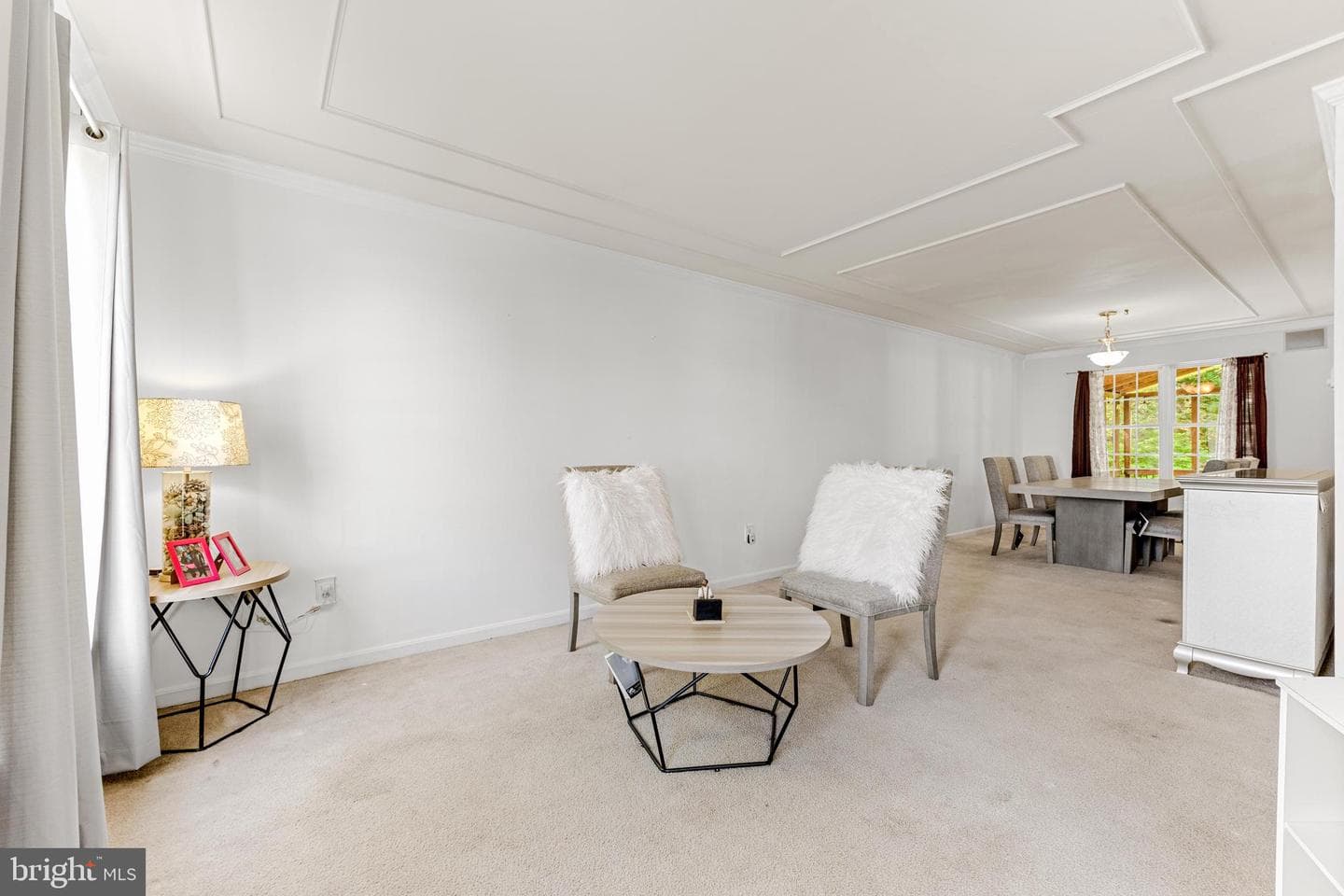 8218 Selwin Court photo 5