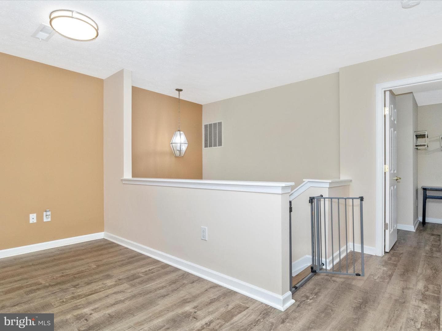719 Luke Road photo 10