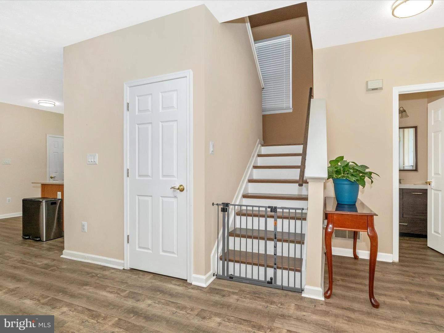 719 Luke Road photo 3