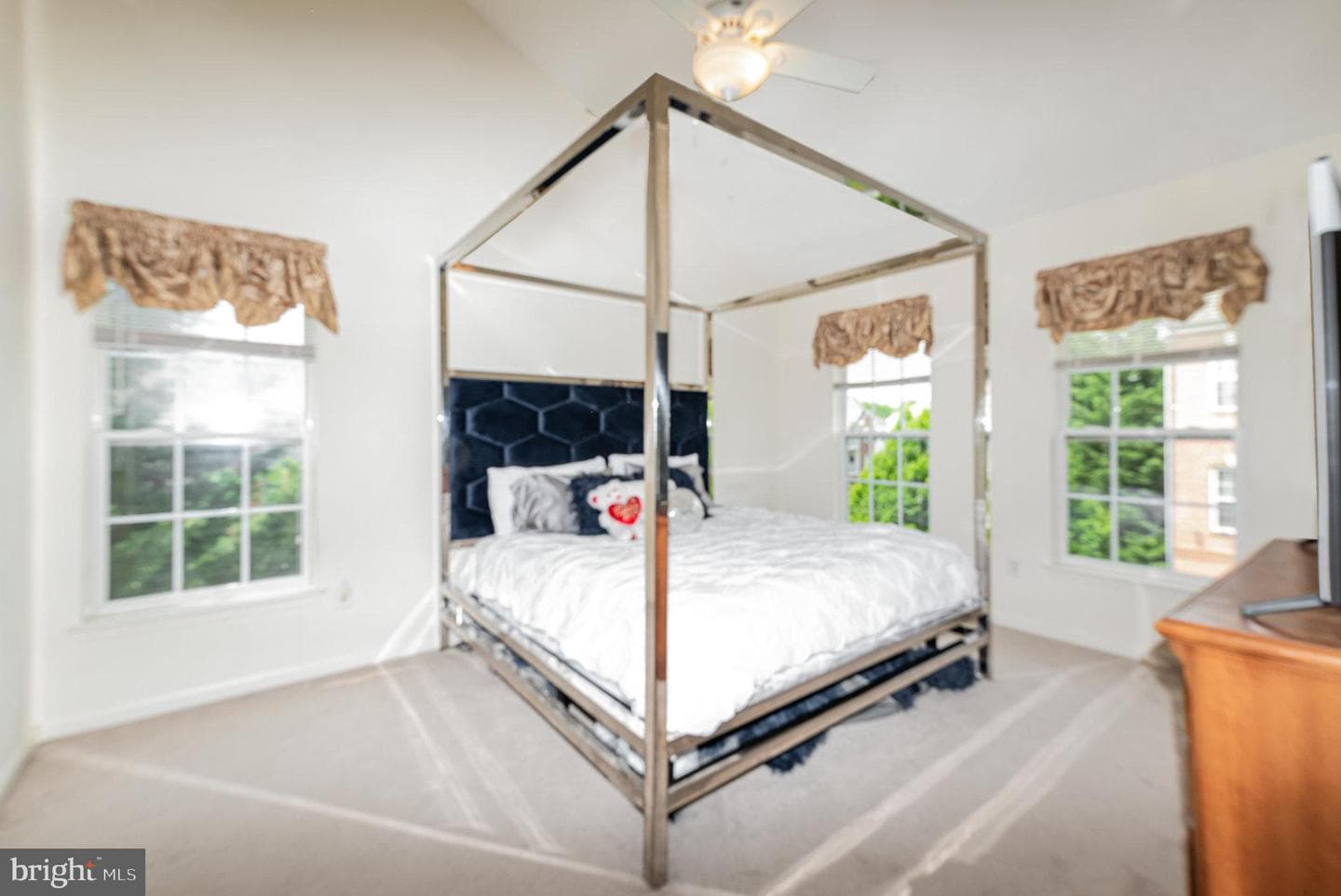 5493 Glenthorne Court #5493 photo 9