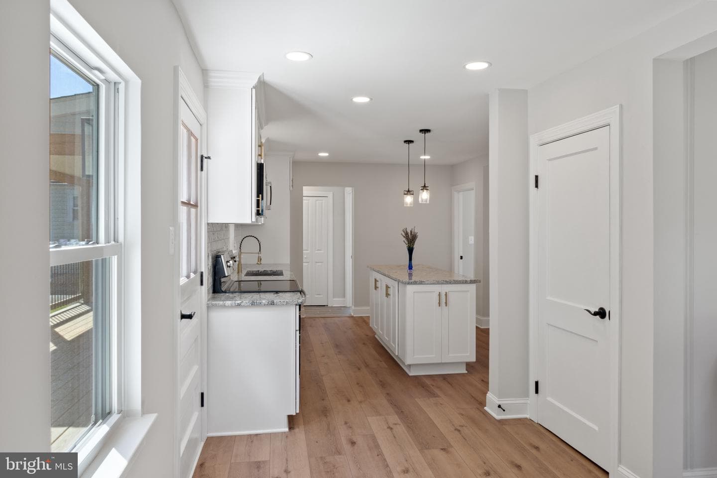 339 George Avenue photo 13