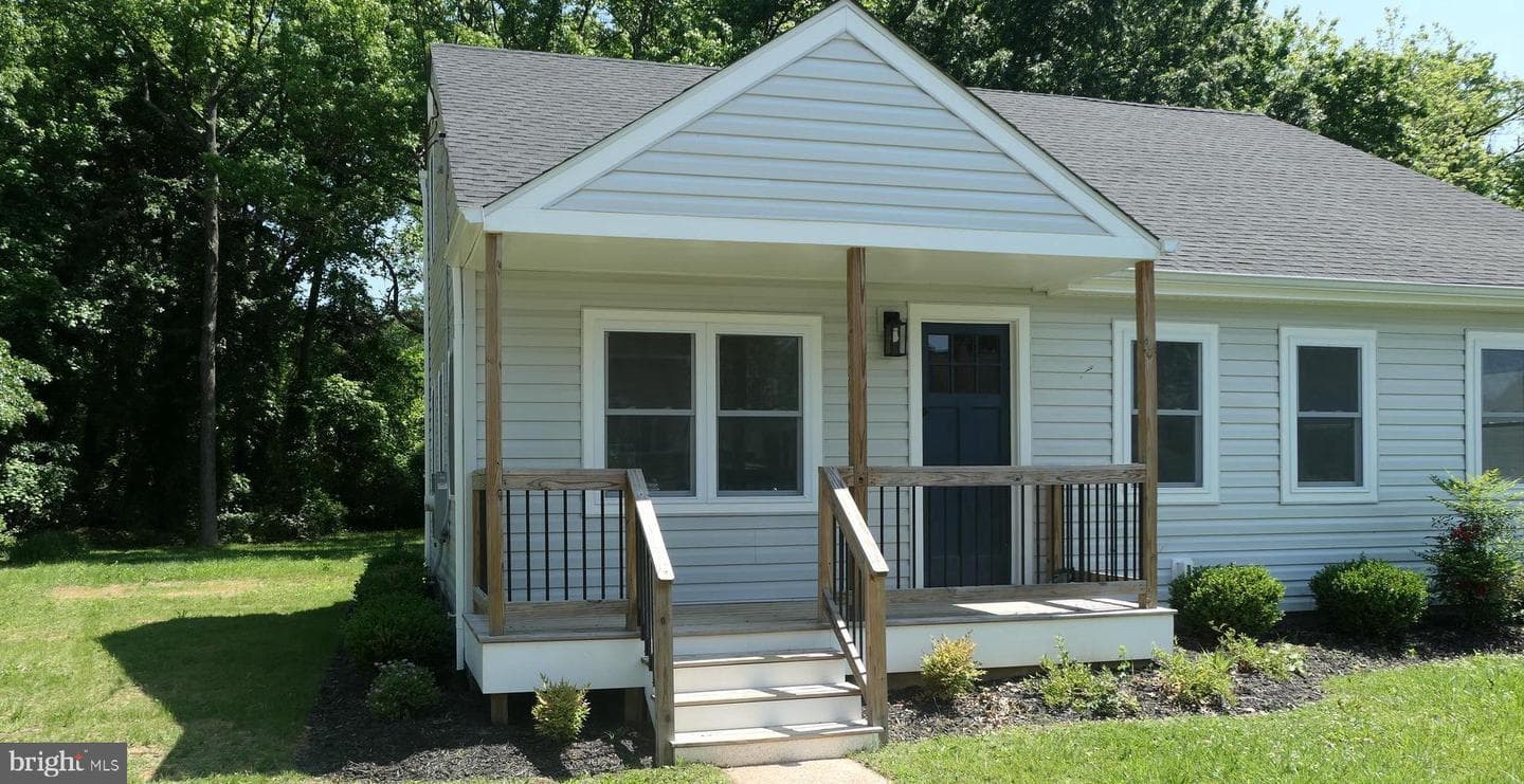 339 George Avenue photo 2
