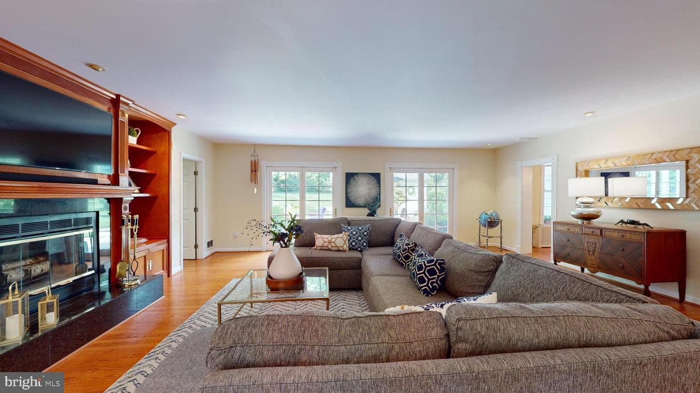 1426 Broadway Road photo 5