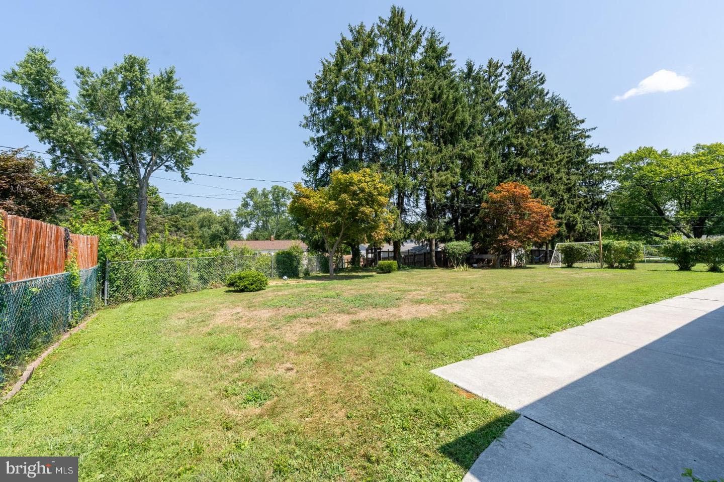 202 Conewood Avenue photo 26