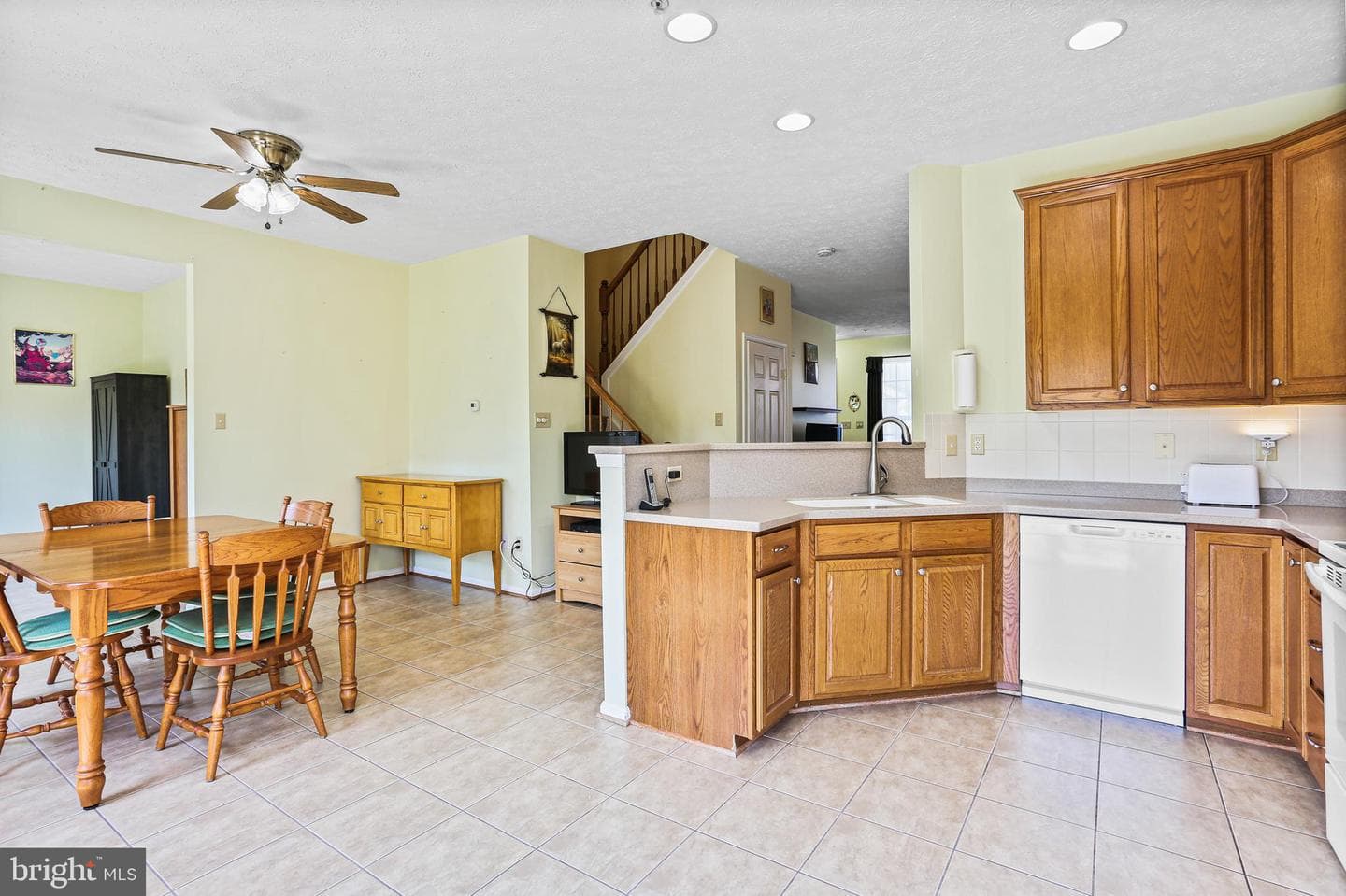 616 Tinker Road photo 5