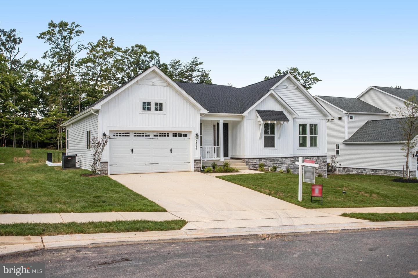 5716 Charlies Way photo 3