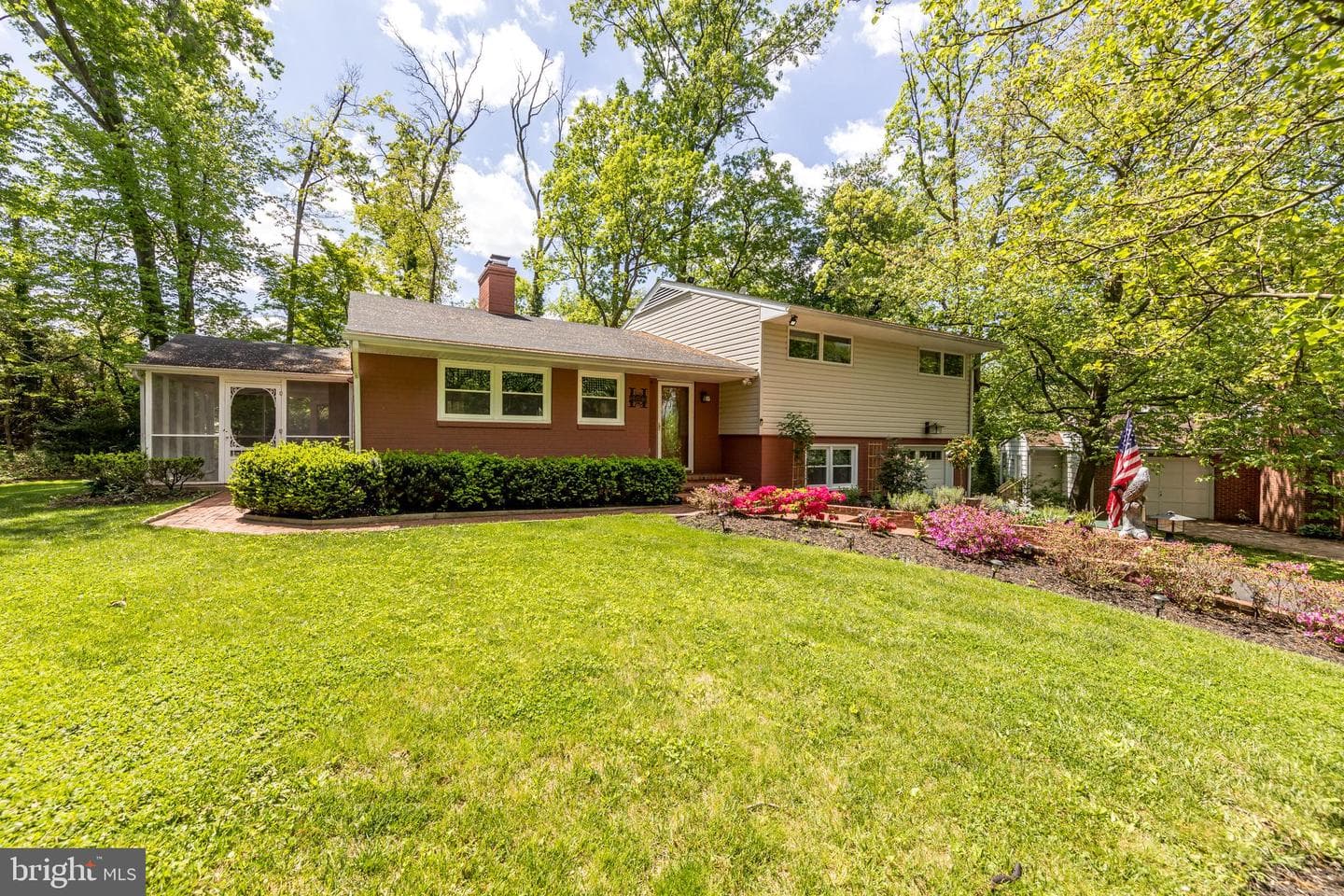1700 Ridgely Garth photo 4