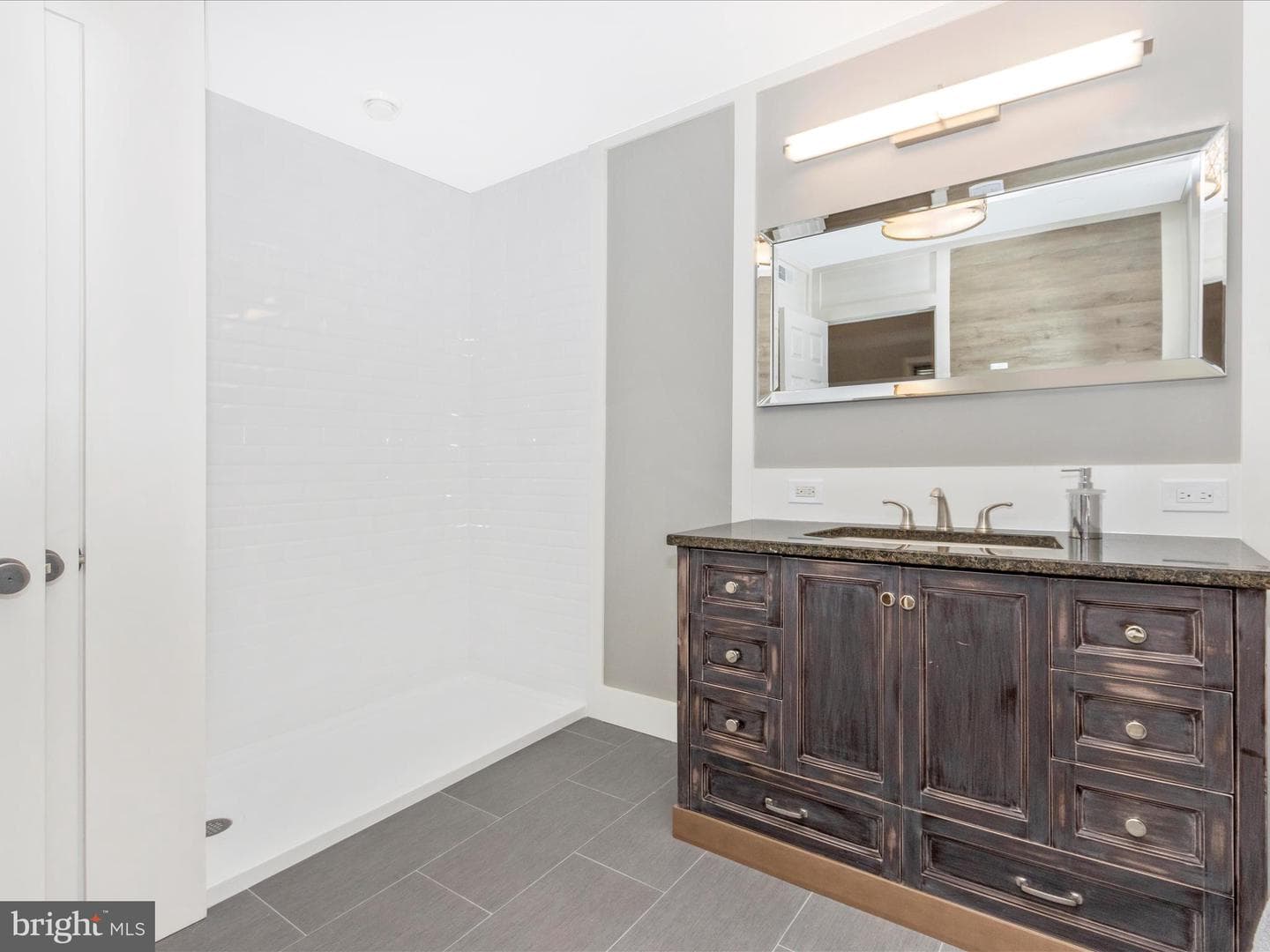 7610 Bradshaw Road photo 27