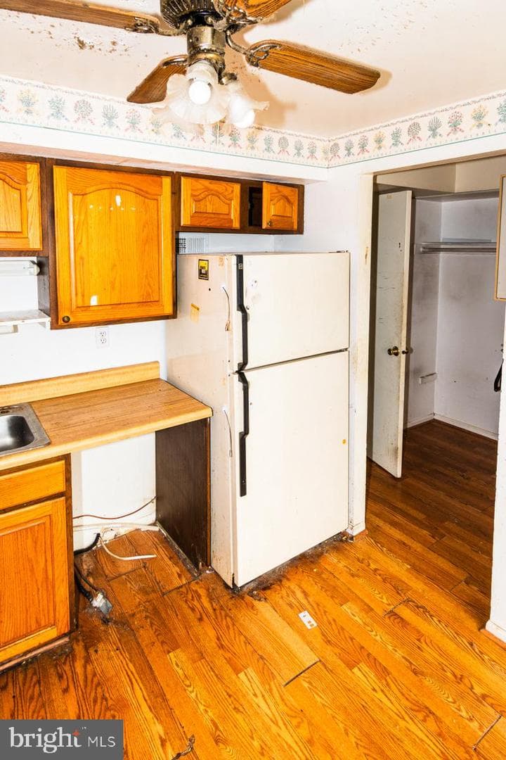 6 Bardia Court photo 5