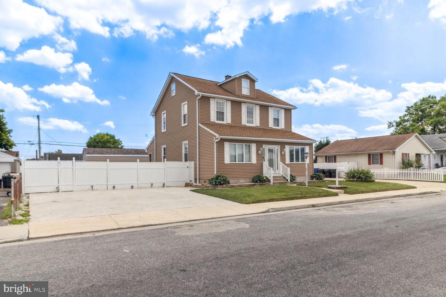 507 Franklin Avenue photo 3