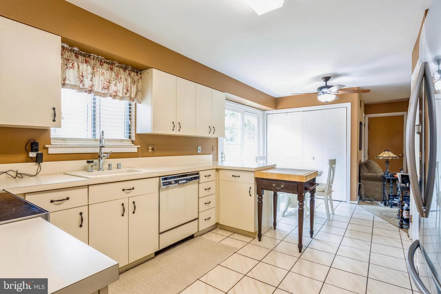 3400 Nancy Ellen Way photo 13