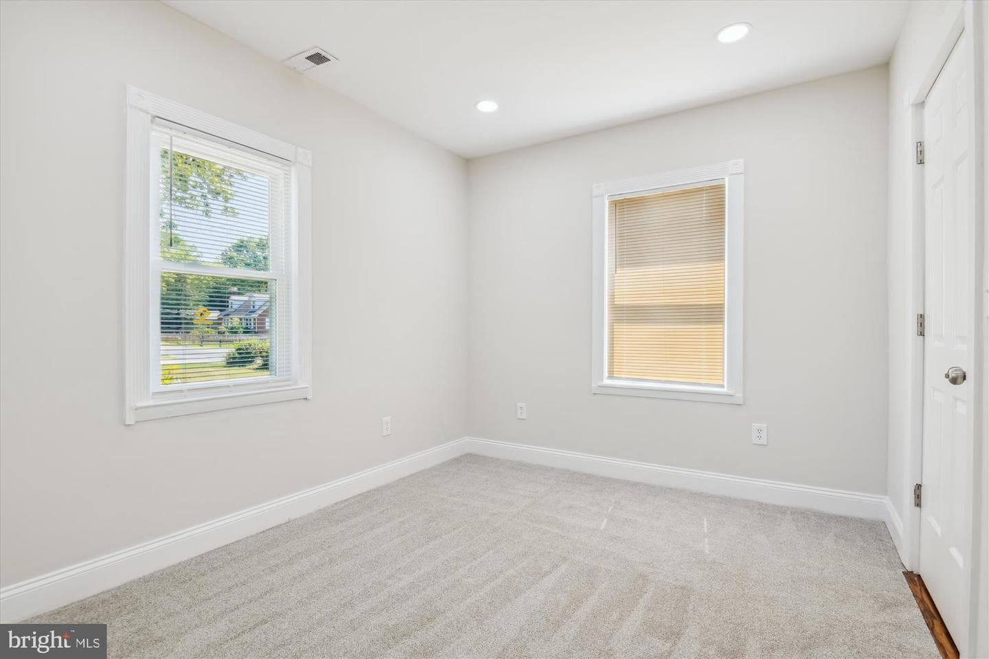 12312 Eastern Avenue photo 14