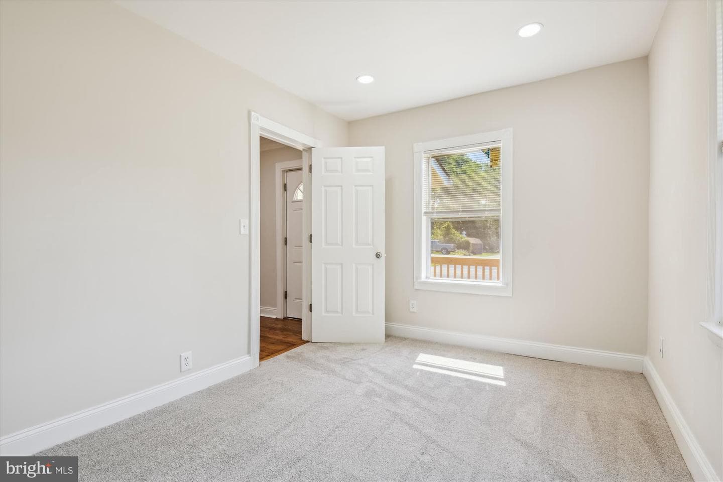 12312 Eastern Avenue photo 17