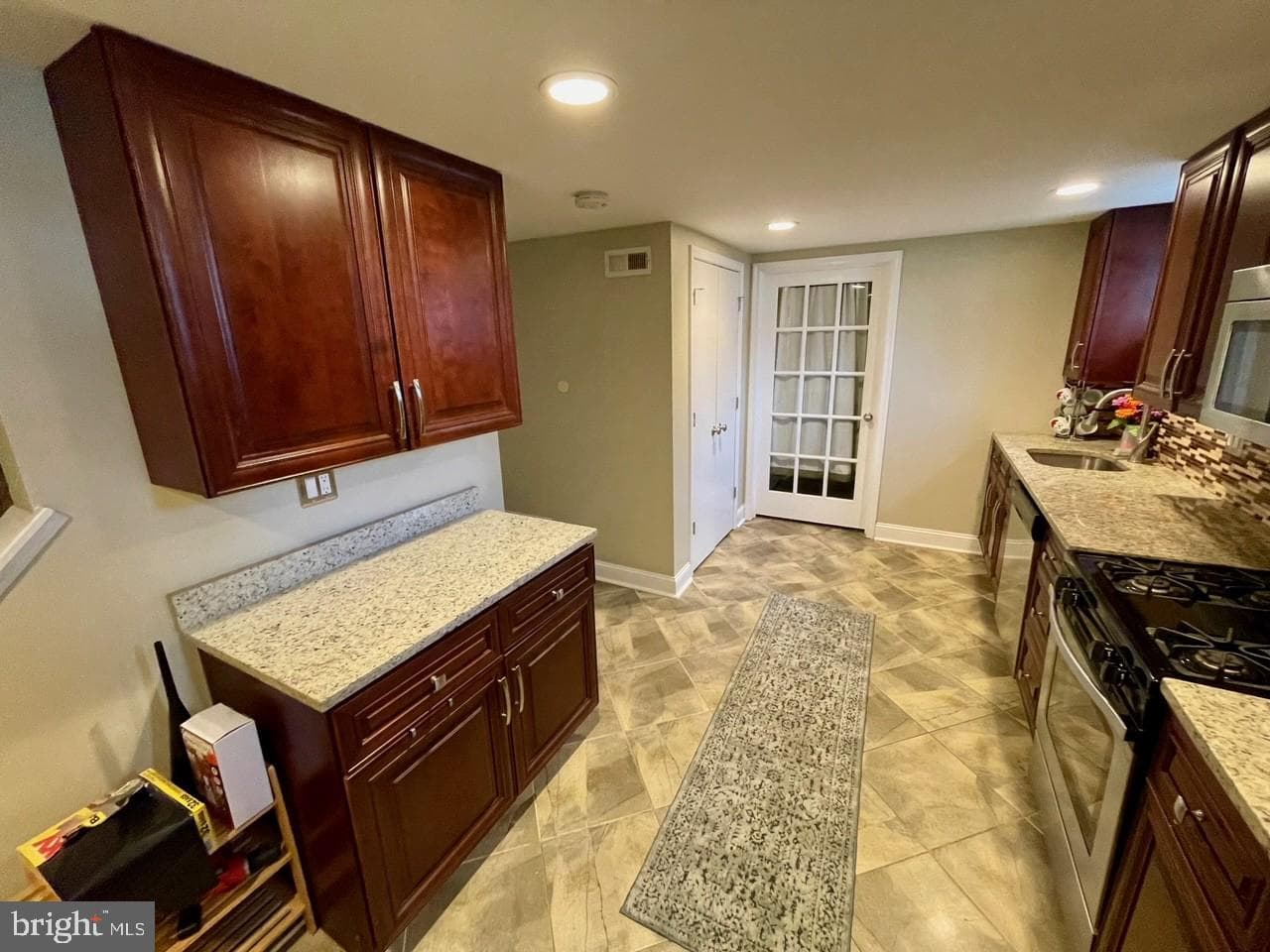 2907 Putty Hill Avenue photo 41