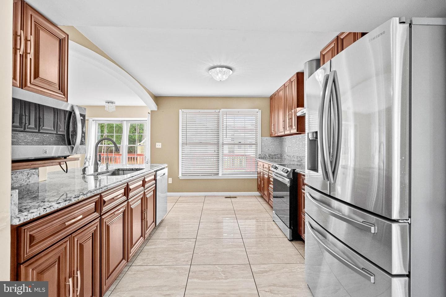 6802 Upper Mills Circle photo 6