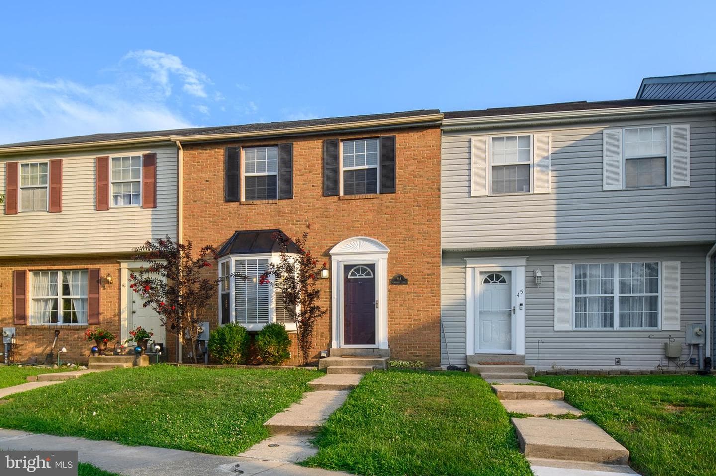 43 Chesthill Court photo 1