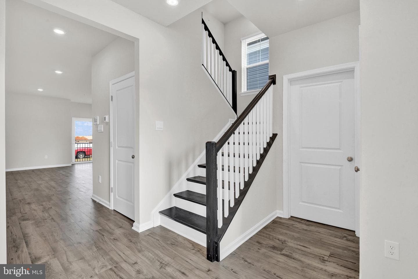 10012 Campbell Boulevard photo 5