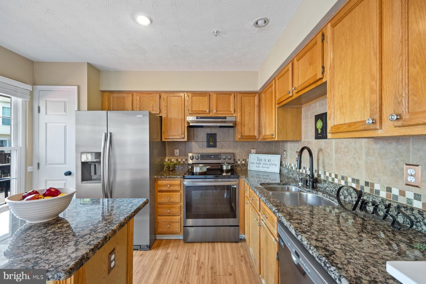 8 Milkwood Court photo 15