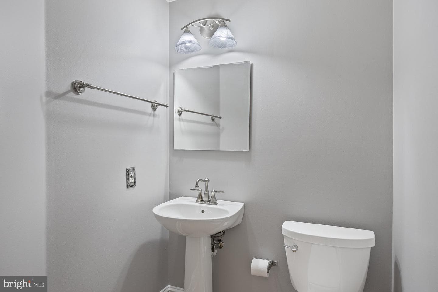 8 Milkwood Court photo 19
