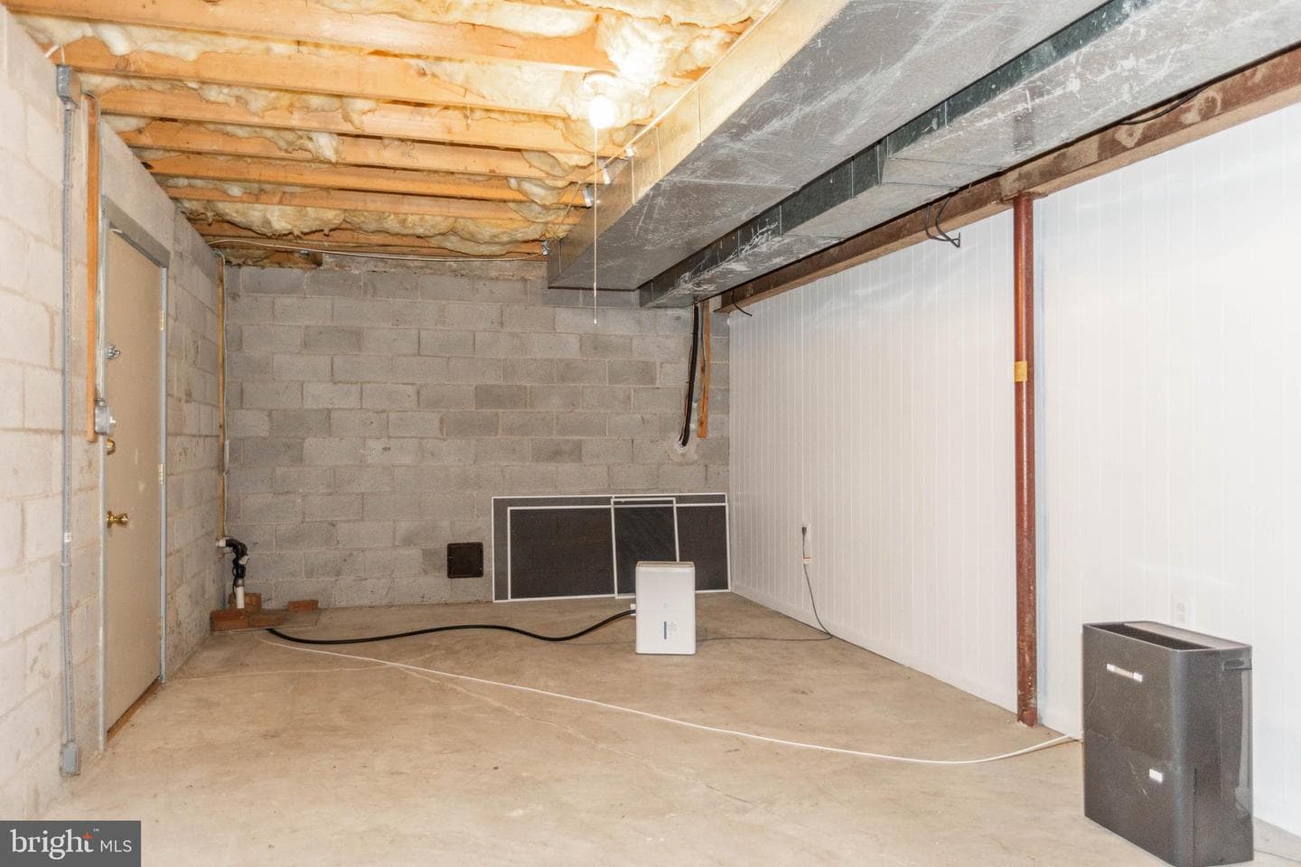 9 Chesterfield Court photo 35