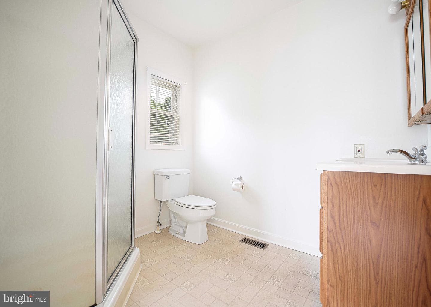 9007 Simms Avenue photo 19