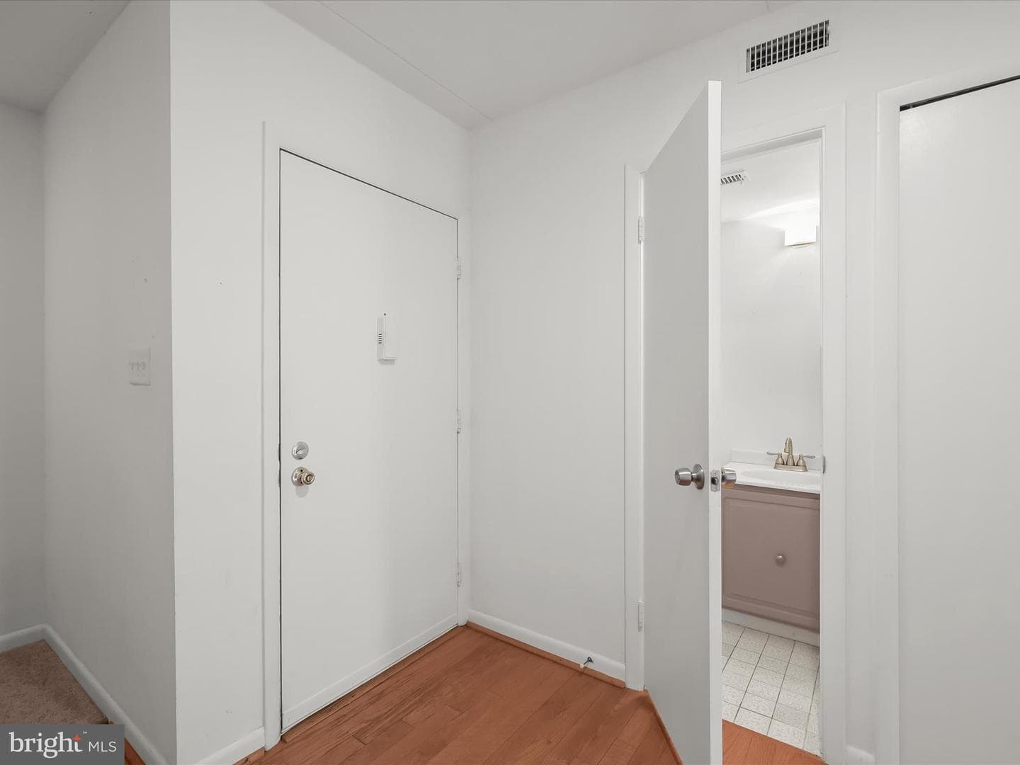 42 Farmhouse Court #h photo 23