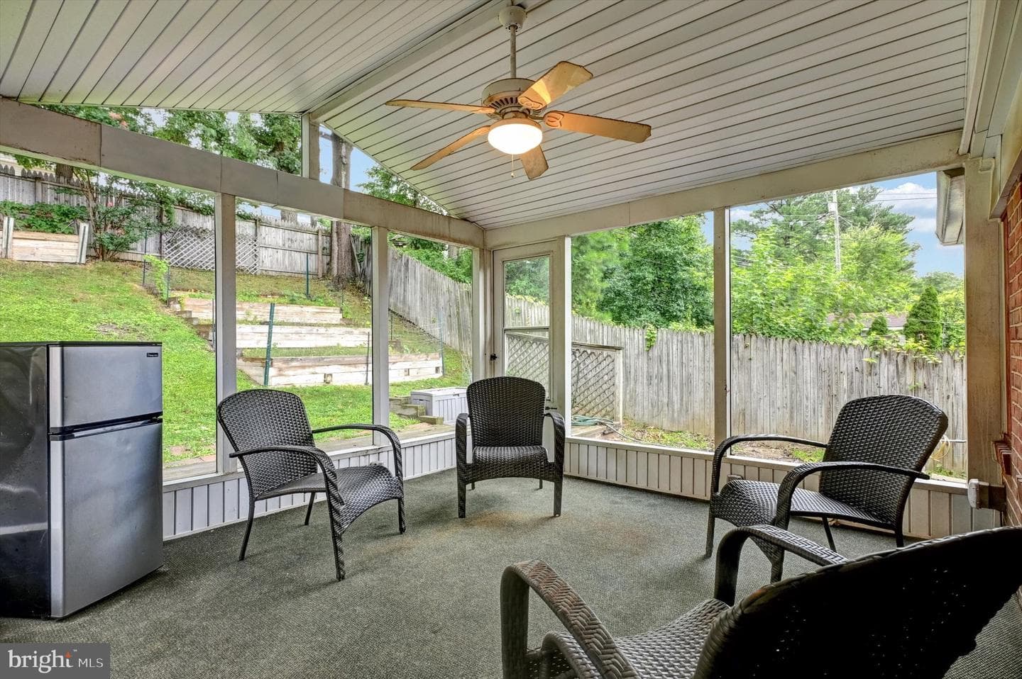 2460 Ellis photo 17