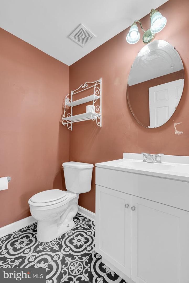 5004 Strawbridge Terrace #5004 photo 9