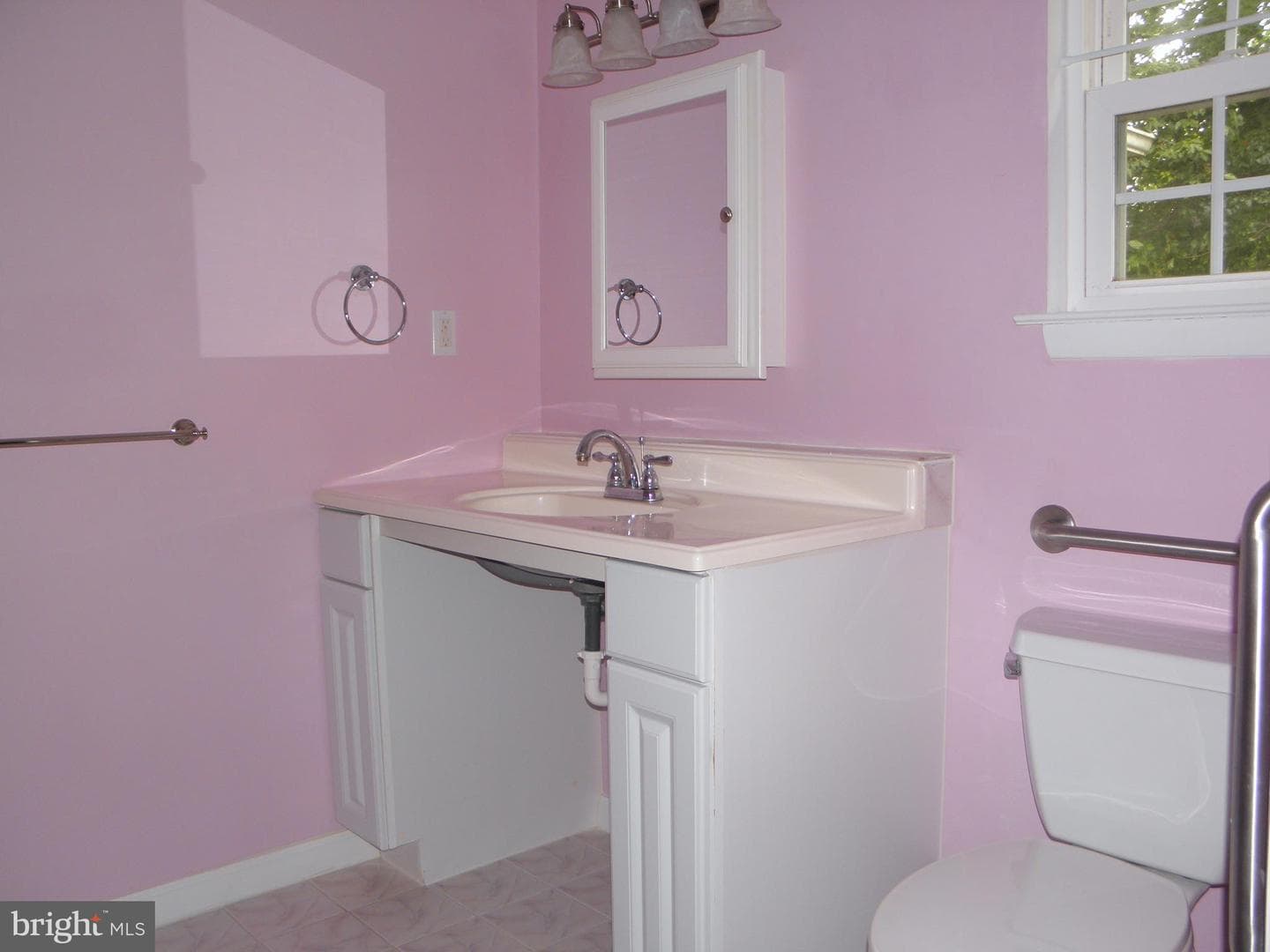 4 Flintridge Court photo 19