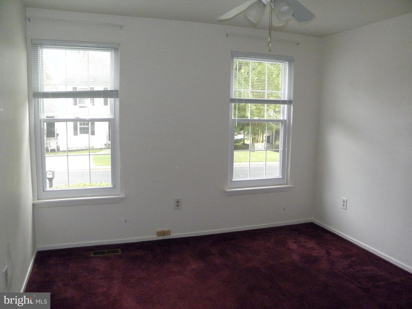 4 Flintridge Court photo 24