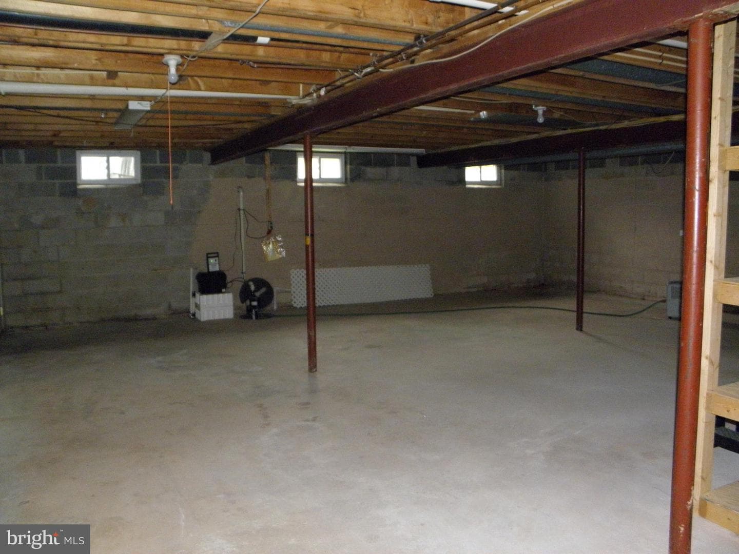 4 Flintridge Court photo 25