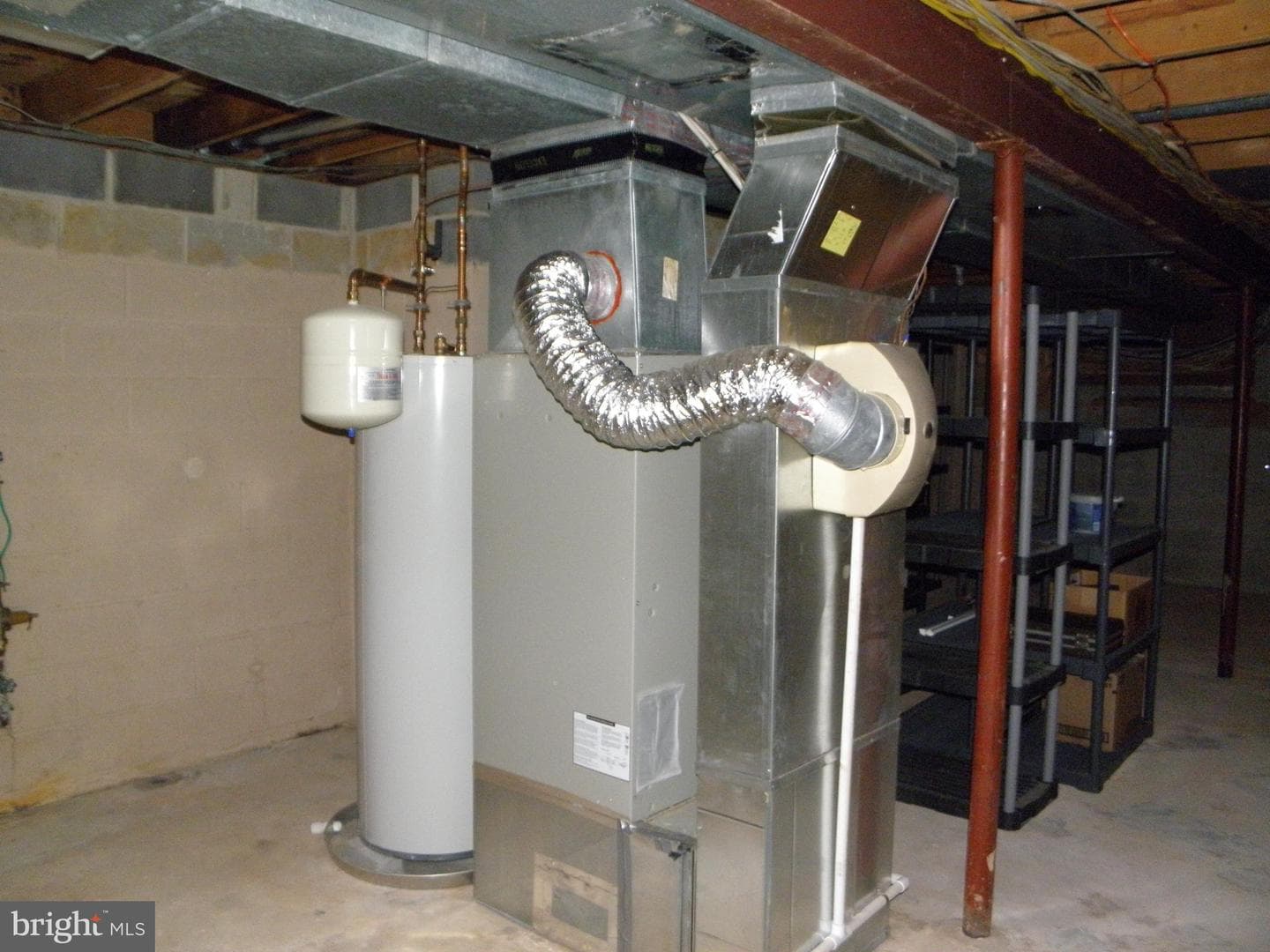 4 Flintridge Court photo 27