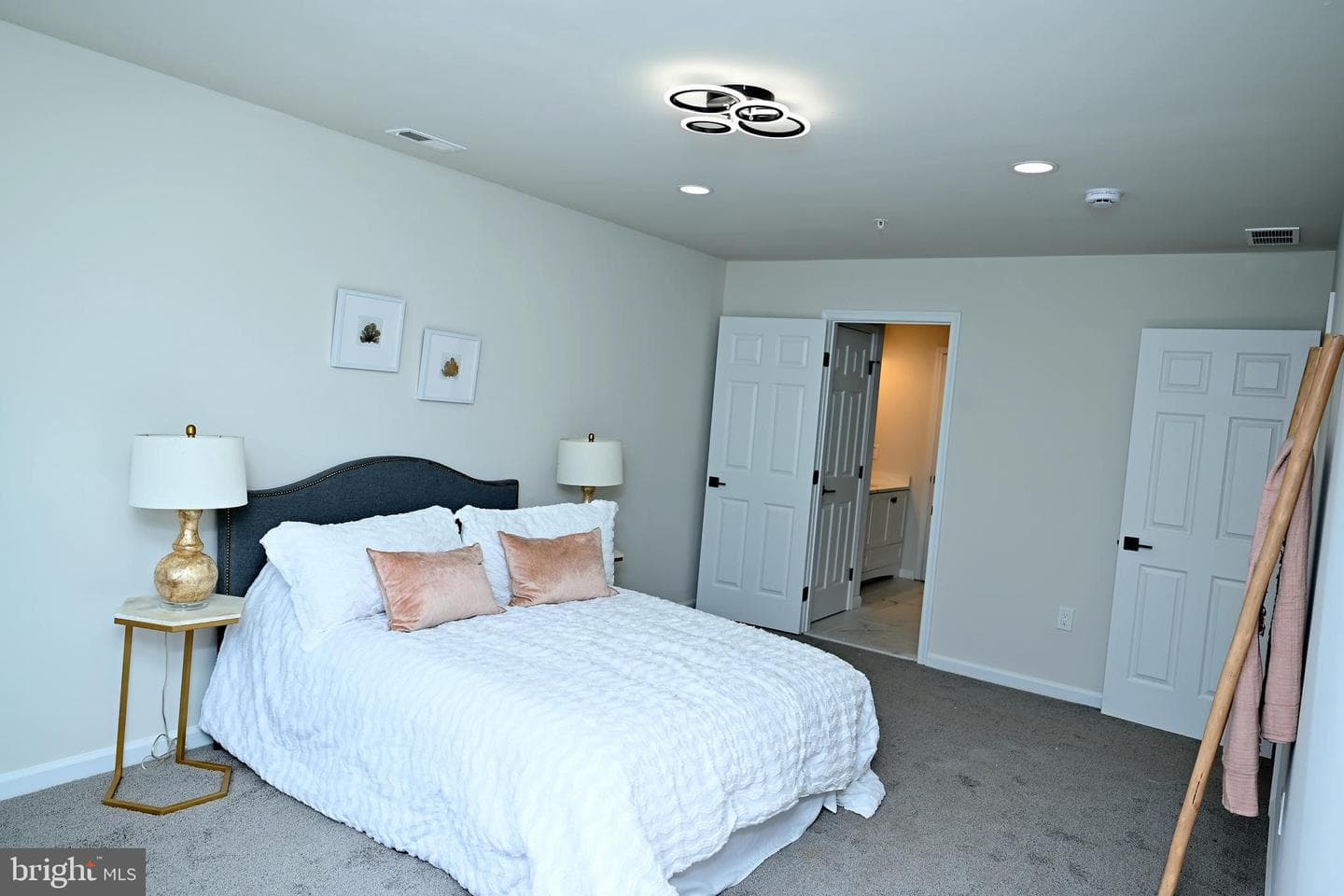 6609 Fairmount Avenue photo 27