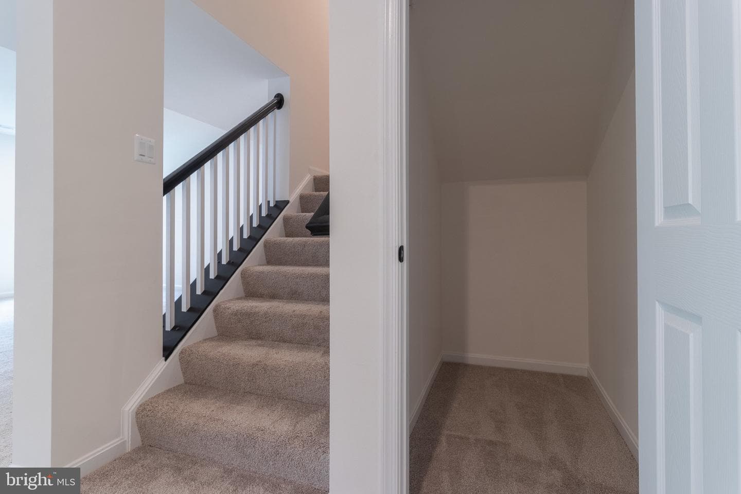 5700 Charlies Way photo 8